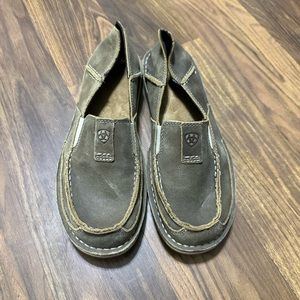 Ariat slip on’s